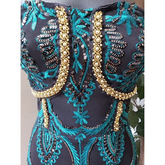 Fashion Nova Midi Dress Womens L Black Green Embroidered Off The Shoulder Fashion Nova Midi Dress Womens L Black Green Embroidered Off The Shoulder
